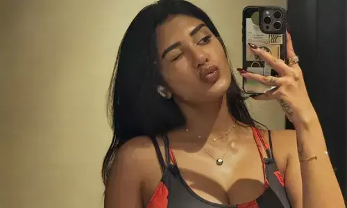 Bandaru Supritha selfie poses