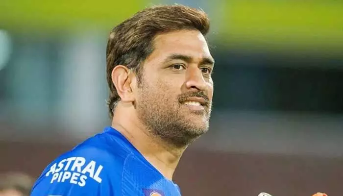 ధోనీని రంగంలోకి దించనున్న బీసీసీఐ.. ఆ బాధ్యతలు చేపట్టాలని మాహీకి ఆఫర్ ధోనీని రంగంలోకి దించనున్న బీసీసీఐ.. ఆ బాధ్యతలు చేపట్టాలని మాహీకి ఆఫర్