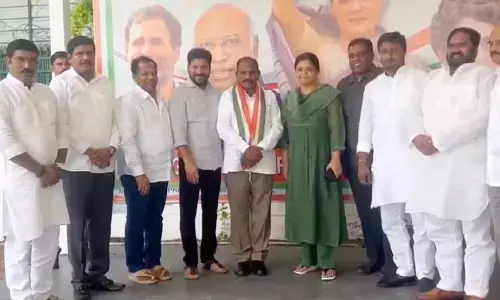 BREAKING: బీఆర్ఎస్ పార్టీకి మరో ఎదురుదెబ్బ.. కాంగ్రెస్ పార్టీలో చేరిన ఎమ్మెల్యే కాలె యాదయ్య