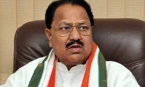 రాజకీయ దురంధరుడు ధర్మపురి శ్రీనివాస్.. పాలిటిక్స్‌లో తనదైన ముద్ర