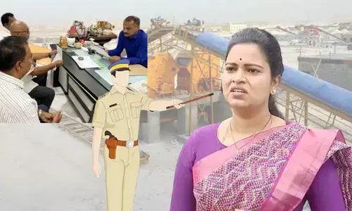 AP Politics: పదవి ఆమెది.. పెత్తనం పీఏది..! పోలీసులకు ఫిర్యాదులు..