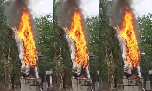 AP Politics: ఉరుమురిమి మంగళం మీద పడడం అంటే ఇదే కాదా..?!