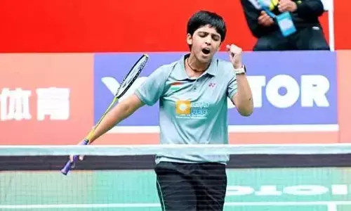 బ్యాడ్మింటన్ ఆసియా చాంపియన్‌షిప్‌లో క్వార్టర్స్‌కు దూసుకెళ్లిన భారత్