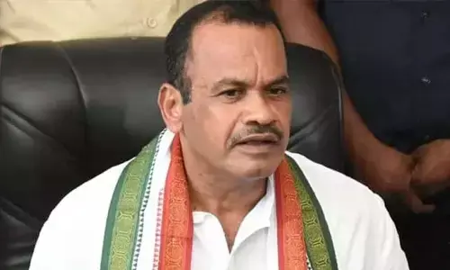 ఈనెల 6న రేవంత్ రెడ్డి, చంద్రబాబు భేటీ.. ఆర్ అడ్ బీ అధికారులతో మంత్రి కోమటిరెడ్డి రివ్యూ