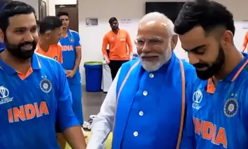 ప్రధాని మోడీతో భారత జట్టు.. అనంతరం భారీ రోడ్ షో