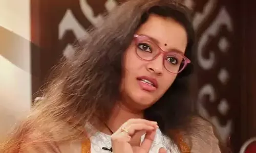 Renu Desai: చేతులెత్తి దండం పెడుతున్నా.. ఈ సమయంలో అలాంటి పోస్టులు పెట్టకండి అంటూ రేణు దేశాయ్ పోస్ట్