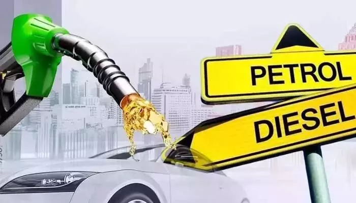 జూలై6 : ఈ రోజు పెట్రోల్, డీజిల్ ధరలు ఎలా ఉన్నాయంటే? జూలై6 : ఈ రోజు పెట్రోల్, డీజిల్ ధరలు ఎలా ఉన్నాయంటే?