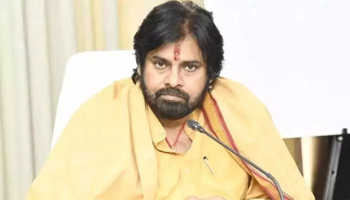 పిఠాపురంలో స్థిర నివాసం పై దృష్టి సారించిన డిప్యూటీ సీఎం.. జనసేనాని స్థలం తీసుకుంది ఇక్కడే..? పిఠాపురంలో స్థిర నివాసం పై దృష్టి సారించిన డిప్యూటీ సీఎం.. జనసేనాని స్థలం తీసుకుంది ఇక్కడే..?
