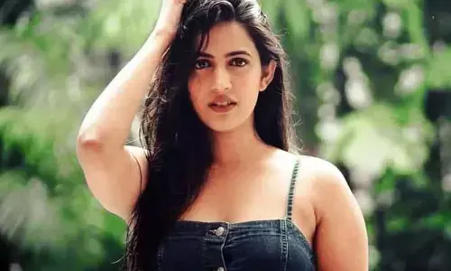 NIHARIKA KONIDELA : కూల్ వెదర్.. తడి అందాలతో.. హాట్ వీడియో షేర్ చేసిన మెగా డాటర్ నిహారిక