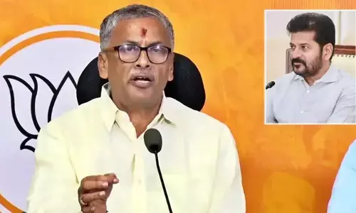 BREAKING: సీఎం దగ్గర ఉన్న కీలక శాఖలు ఢిల్లీ పెద్దల చేతుల్లో: బీజేపీ నేత ఎన్వీఎస్‌ఎస్ ప్రభాకర్ సంచలన వ్యాఖ్యలు