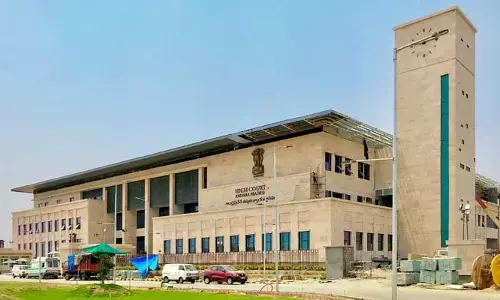 BREAKING: వైసీపీ కార్యాలయాల కూల్చివేతలపై హైకోర్టు కీలక తీర్పు.. ఆ పని చేయండని ప్రభుత్వానికి సూచన