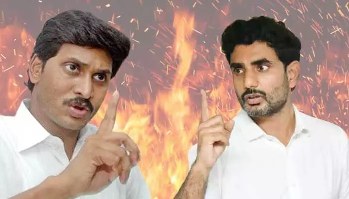 AP Politics: నారా లోకేష్ Vs వైఎస్ జగన్.. ఎవరు నేరస్తులు..? హీటెక్కిన ట్వీట్ వార్.. AP Politics: నారా లోకేష్ Vs వైఎస్ జగన్.. ఎవరు నేరస్తులు..? హీటెక్కిన ట్వీట్ వార్..