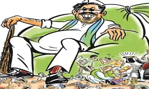 AP Politics: కొట్టు మురళి వ్యవహారాలపై ఆరా