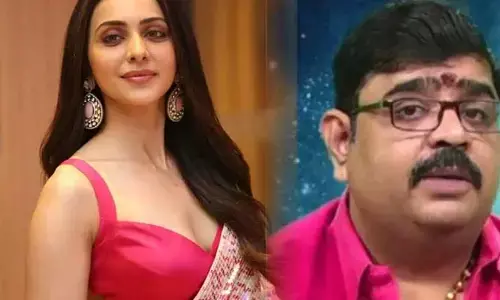 వేణు స్వామి చెప్పిందే నిజమయ్యిందా.. పెళ్లి తర్వాత తన భర్త వలన సమస్యల్లో రకుల్!