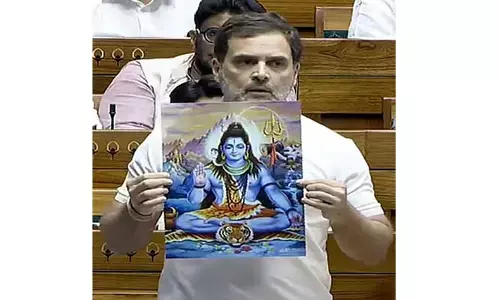హిందూ దేవుళ్ల ప్రస్తావనే ఎందుకు...?