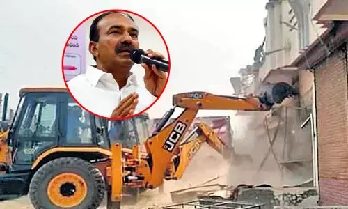 Etala Rajendar : పేదల జోలికి వస్తె చూస్తూ ఊరుకోం : ఈటల రాజేందర్