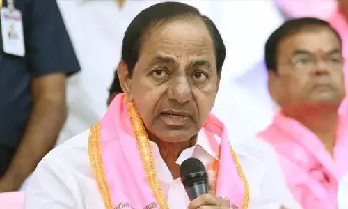 ఫామ్‌హౌస్‌లో ముఖ్యనేతలతో కేసీఆర్ భేటీ..ఆ అంశంలో కీలక చర్చలు!