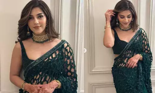 శారీలో మెరిసిపోతున్న Mehreen Pirzada.. లుకింగ్ సో బ్యూటిఫుల్ అంటున్న నెటిజన్లు