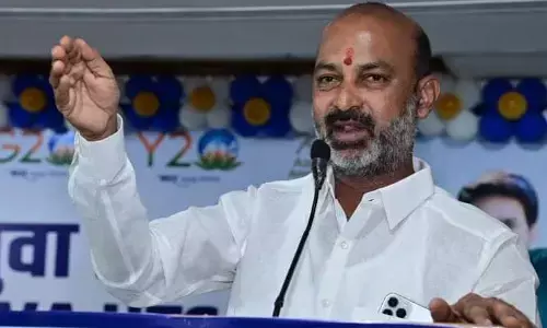 ఒడిశా బస్సు దుర్ఘటనపై బండి సంజయ్ ఆరా