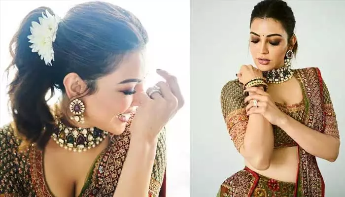 ట్రెడిషనల్ లుక్లో ఆకట్టుకుంటున్న కాజల్ అగర్వాల్.. ఫోటోలు చూస్తే మతిపోవాల్సిందే! ట్రెడిషనల్ లుక్లో ఆకట్టుకుంటున్న కాజల్ అగర్వాల్.. ఫోటోలు చూస్తే మతిపోవాల్సిందే!