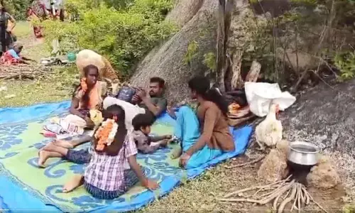 Trending: ప్రతి ఐదేళ్లకు ఊరుఊరంతా మాయం.. అసలు వాళ్లంతా ఎక్కడికి వెళ్తారో తెలుసా?
