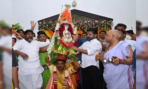 ప్రజాభవన్‌లో బోనాలు.. నల్లపోచమ్మ ఉత్సవాల్లో సీఎం, డిప్యూటీ సీఎం సందడి