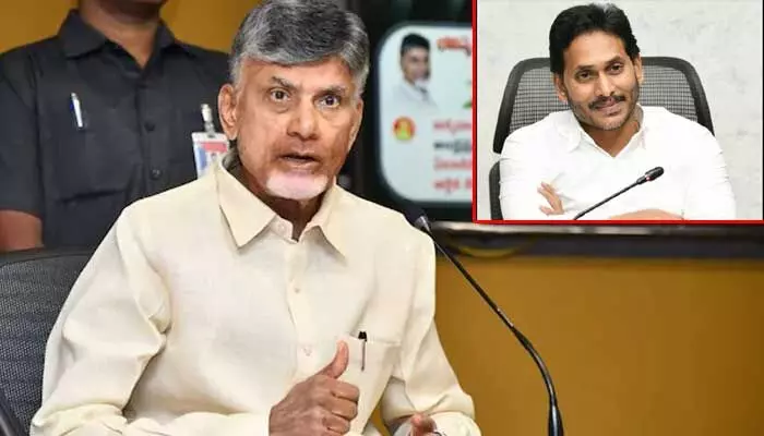 Ap News: వైసీపీ కబ్జాలను బయట్టపెట్టిన చంద్రబాబు.. వామ్మో ఇంత పెద్ద లిస్టా..? Ap News: వైసీపీ కబ్జాలను బయట్టపెట్టిన చంద్రబాబు.. వామ్మో ఇంత పెద్ద లిస్టా..?