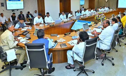 ఏపీ కేబినెట్ భేటీ.. కీలక నిర్ణయాలపై చర్చ