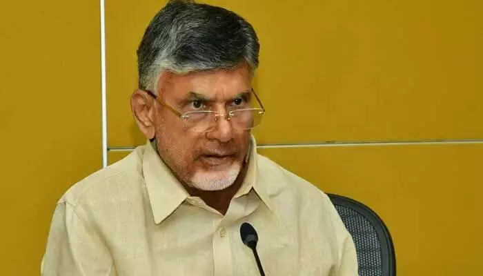 ముగిసిన AP కేబినెట్ భేటీ.. మంత్రి మండలి తీసుకున్న కీలక నిర్ణయాలు ఇవే ముగిసిన AP కేబినెట్ భేటీ.. మంత్రి మండలి తీసుకున్న కీలక నిర్ణయాలు ఇవే