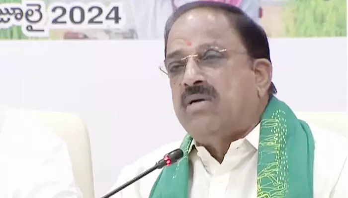 Thummala Nageswara Rao : రాష్ట్రంలో ఈ దినం చారిత్రాత్మకం: మంత్రి తుమ్మల ఎమోషనల్ కామెంట్స్ Thummala Nageswara Rao : రాష్ట్రంలో ఈ దినం చారిత్రాత్మకం: మంత్రి తుమ్మల ఎమోషనల్ కామెంట్స్