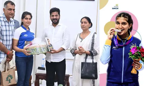 Esha Singh: పారిస్ ఒలింపిక్స్‌కు హైదరాబాదీ షూటర్..  సీఎం రేవంత్ అభినందనలు