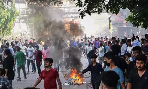 Bangladesh : బంగ్లాదేశ్ నుంచి తిరిగొచ్చిన 4,500 మంది ఇండియన్స్