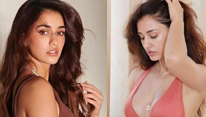 Disha Patani: టైట్ డ్రెస్లో హాట్ షో.. సోషల్ మీడియాను షేక్ చేస్తున్న పిక్స్ Disha Patani: టైట్ డ్రెస్లో హాట్ షో.. సోషల్ మీడియాను షేక్ చేస్తున్న పిక్స్