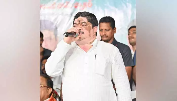 Minister Ponnam Prabhakar : కేంద్ర మంత్రి బండిపై పొన్నం ప్రభాకర్ ఫైర్.. Minister Ponnam Prabhakar : కేంద్ర మంత్రి బండిపై పొన్నం ప్రభాకర్ ఫైర్..