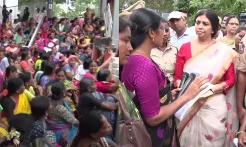 BREAKING: ఐసీడీఎస్ డైరెక్టర్‌తో అంగన్వాడీల చర్చలు సఫలం.. ఆ డిమాండ్లకు ఓకే!