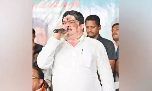 Minister Ponnam Prabhakar : కేంద్ర మంత్రి బండిపై పొన్నం ప్రభాకర్ ఫైర్..