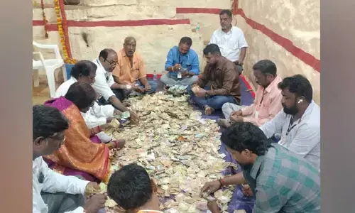 Hundi Calculation : గోల్కొండ జగదాంబికా ఆలయ హుండీ లెక్కింపు