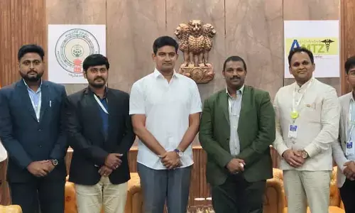 Visakha: ఏపీ మెడ్ టెక్ జోన్‌ను సంద‌ర్శించిన మంత్రి శ్రీనివాస్
