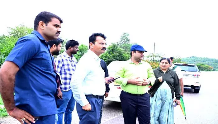 Road safety : రోడ్డు ప్రమాదాలను అరికట్టాలి Road safety : రోడ్డు ప్రమాదాలను అరికట్టాలి