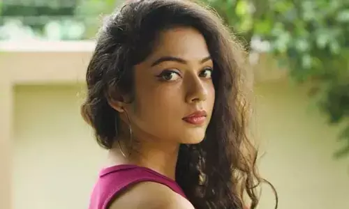 Varsha Bollamma: విడాకులకు కారణం అదేనంటూ పోస్ట్ .. షాక్‌లో నెటిజన్లు