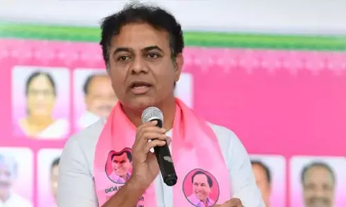 KTR: పార్టీ ఫిరాయింపులపై గవర్నర్ కు బీఆర్ఎస్ ఫిర్యాదు