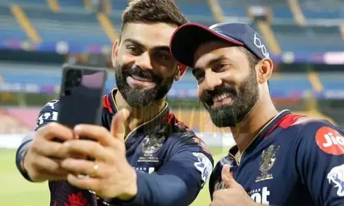 Virat Kohli : కోహ్లీకి ఆ టాపిక్ అంటే చాలా ఆసక్తి.. దినేశ్ కార్తీక్ ఇంట్రెస్టింగ్ కామెంట్స్