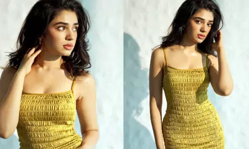 Krithi Shetty: వావ్.. వాటే బ్యూటీ.. అందాలతో చంపేస్తున్న కృతిశెట్టి
