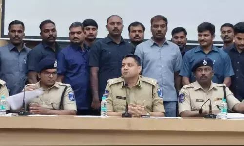 CP Avinash Mahanty : మాదాపూర్ లో రూ.7 కోట్ల విలువైన హెరాయిన్ పట్టివేత..