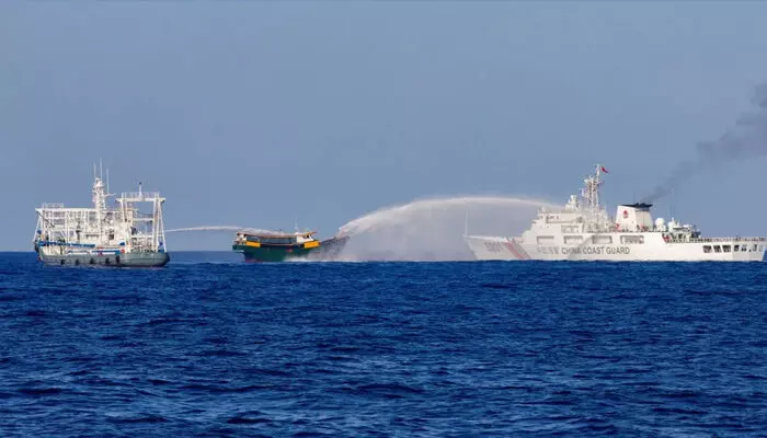 China-Philippines: దక్షిణ చైనా సముద్ర వివాదంపై తాత్కాలిక ఒప్పందాన్ని కుదుర్చుకున్న చైనా, ఫిలిప్పీన్స్ China-Philippines: దక్షిణ చైనా సముద్ర వివాదంపై తాత్కాలిక ఒప్పందాన్ని కుదుర్చుకున్న చైనా, ఫిలిప్పీన్స్