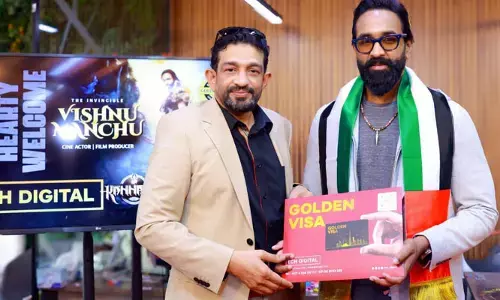 UAE: గోల్డెన్ వీసా అందుకున్న మరో టాలీవుడ్ హీరో.. ఫొటోస్ వైరల్