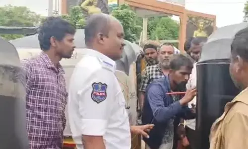 SP Janaki : ప్రయాణికుల భద్రత కోసమే ఆటోలకు నెంబర్లు..