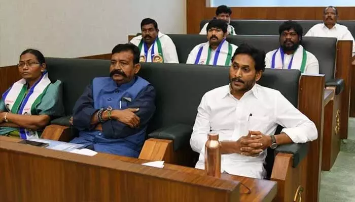 26 వరకూ ఏపీ అసెంబ్లీ సమావేశాలు.. వైసీపీ సంచలన నిర్ణయం 26 వరకూ ఏపీ అసెంబ్లీ సమావేశాలు.. వైసీపీ సంచలన నిర్ణయం