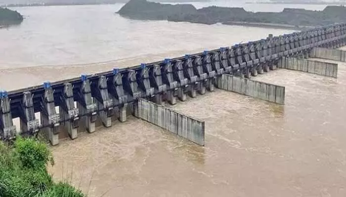 Breaking:‘పోలవరం’ ప్రతిపాదనలకు కేంద్రం అంగీకారం Breaking:‘పోలవరం’ ప్రతిపాదనలకు కేంద్రం అంగీకారం