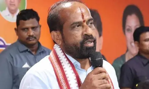 AP Politics:ఢిల్లీలో జగన్ ధర్నాపై మంత్రి హాట్ కామెంట్స్..!